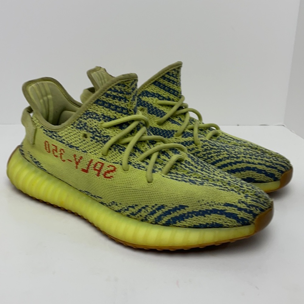Adidas Yeezy 350 v2 semi frozen
